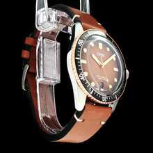 Load image into Gallery viewer, Oris Diver 65 Date (Model: 733 7707 4356)
