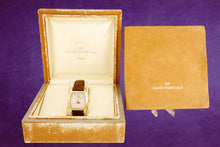 Load image into Gallery viewer, Girard-Perregaux Richeville Big-Date Moon Phase (model: 27600-0-51-1151)