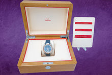 Load image into Gallery viewer, Omega Aqua Terra 150M Small Seconds (Model: 22022412103001)