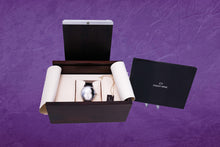 Load image into Gallery viewer, Jaquet Droz Grande Seconde Carbon Fiber (Model: J003034283)