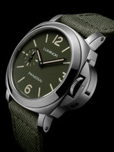 Load image into Gallery viewer, Panerai Luminor Quaranta 42mm Green Dial Watch PAM01711