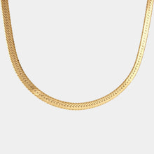 Load image into Gallery viewer, Royal Estate Classic Herringbone Chain Necklace in Yellow Gold