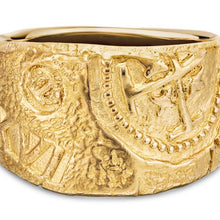 Load image into Gallery viewer, Shipwreck Cigar Band Ring in 18K Yellow Gold, 15mm