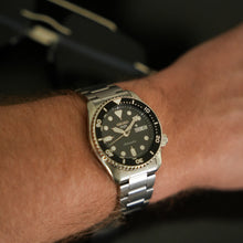 Load image into Gallery viewer, Seiko 5 Sports Watch SRPK29