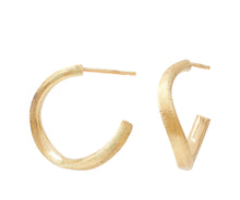 Load image into Gallery viewer, Marco Bicego Jaipur Gold 18K Yellow Gold Hoop Earrings