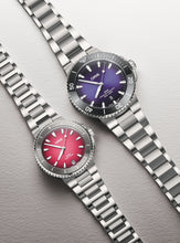 Load image into Gallery viewer, Oris Aquis Date Taste of Summer Watch