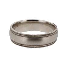 Load image into Gallery viewer, Royal Collection Platinum Men's Wedding Band