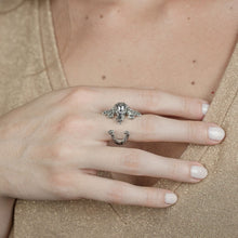 Load image into Gallery viewer, Cocker Spaniel Silver Hug Ring