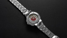 Load image into Gallery viewer, Oris Aquis Date Watch

