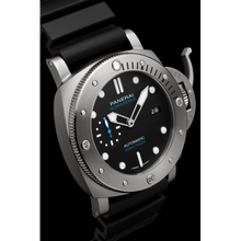 Load image into Gallery viewer, Panerai Submersible

