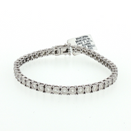 Royal Collection Classic Round Diamond Tennis Bracelet in White Gold