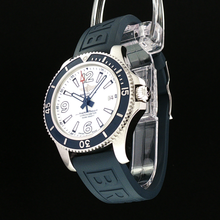 Load image into Gallery viewer, Breitinling Superocean II 42 (Model: A17366)
