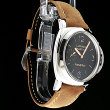 Load image into Gallery viewer, Panerai Luminor (Model: PAM 422)
