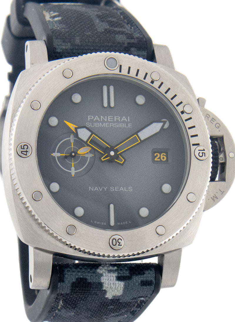 Panerai Submersible GMT