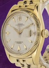 Load image into Gallery viewer, Rolex Datejust (model: 6305)
