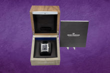 Load image into Gallery viewer, Girard-Perregaux Vintage 1945 XXL Large Date and Moon Phases (model: 25882-11-223-BB68)
