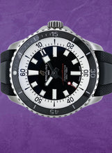 Load image into Gallery viewer, Breitling Superocean III 42 (Model: A17375)

