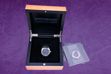 Load image into Gallery viewer, Panerai Radiomir (PAM 210)
