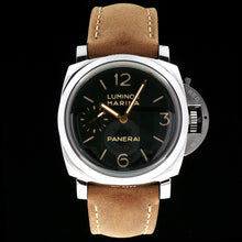 Load image into Gallery viewer, Panerai Luminor (Model: PAM 422)
