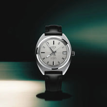 Load image into Gallery viewer, Oris Star Edition Watch
