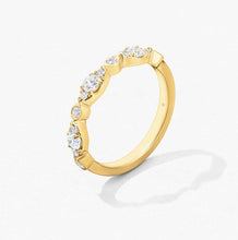 Load image into Gallery viewer, Hearts On Fire Regal Diamond Ring
