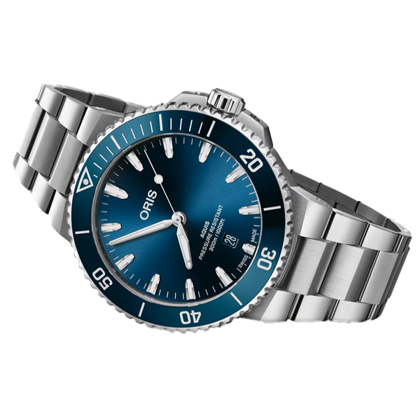 Oris Aquis Date - Blue Dial