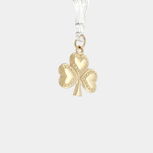 Load image into Gallery viewer, Royal Estate 14K Yellow Gold Clover Pendant Necklace
