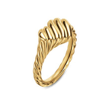 Load image into Gallery viewer, Sculpted Cable Heart Pinky Ring in 18K Yellow Gold, 9mm
