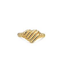 Load image into Gallery viewer, Sculpted Cable Heart Pinky Ring in 18K Yellow Gold, 9mm
