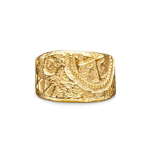 Load image into Gallery viewer, Shipwreck Cigar Band Ring in 18K Yellow Gold, 15mm
