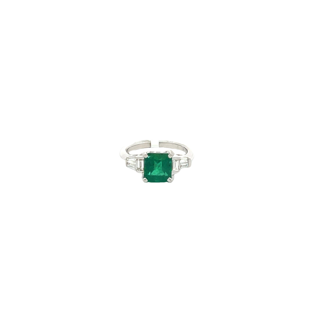 Royal Collection 18K White Gold Ring