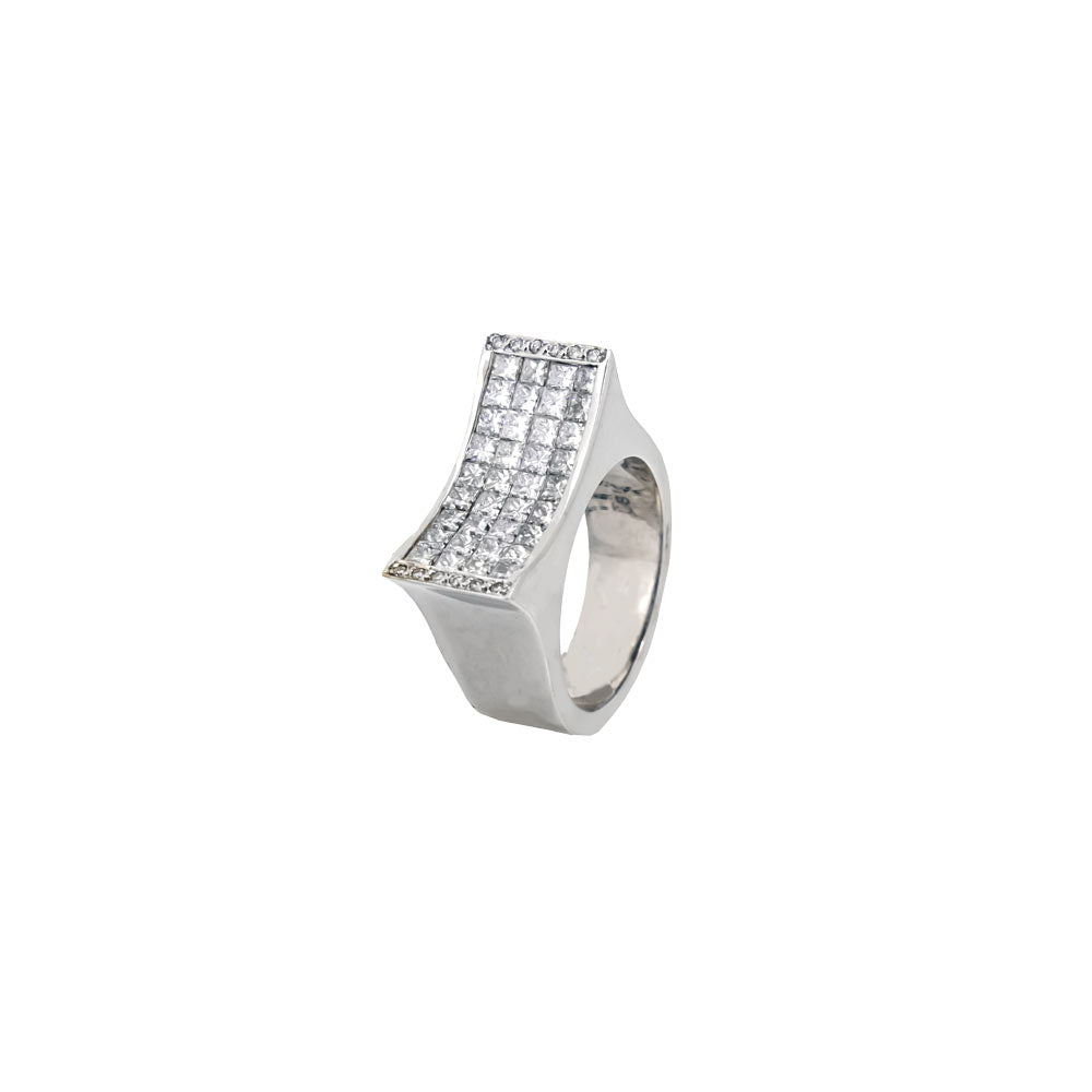 Royal Collection Concave Princess Diamond Ring