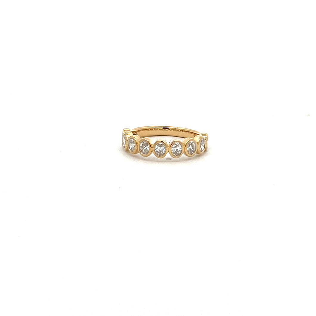 Royal Collection 18K Yellow Gold Diamond Oval Ring