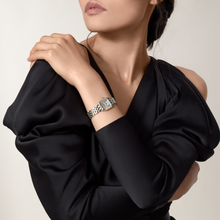 Load image into Gallery viewer, Cartier Panthere de Watch
