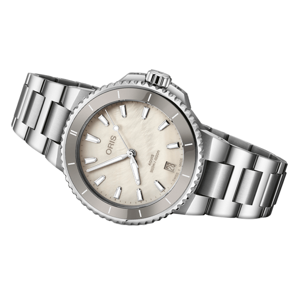 Oris Aquis Date - White Pearl Dial