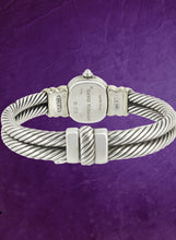 Load image into Gallery viewer, David Yurman Thoroughbred (model: T-20232)
