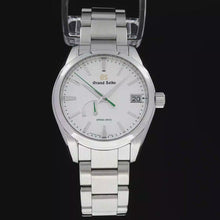 Load and play video in Gallery viewer, Grand Seiko Heritage "Soko Light" (Model: SBGA427)
