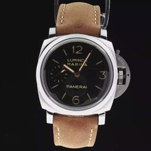 Load and play video in Gallery viewer, Panerai Luminor (Model: PAM 422)
