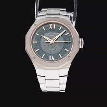 Load and play video in Gallery viewer, Baume &amp; Mercier Riviera (Model: MOA10720)
