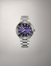 Load image into Gallery viewer, Oris Aquis Date Taste of Summer Watch
