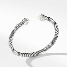 Load image into Gallery viewer, Bracelet with Pearl and Diamonds
