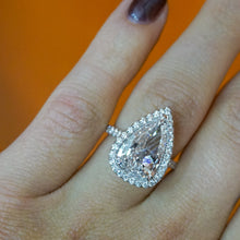 Load image into Gallery viewer, Royal Collection Diamond Pear Shaped Engagement Ring
