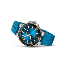 Load image into Gallery viewer, Oris Aquis Bicolor - Blue Dial &amp; Blue Strap
